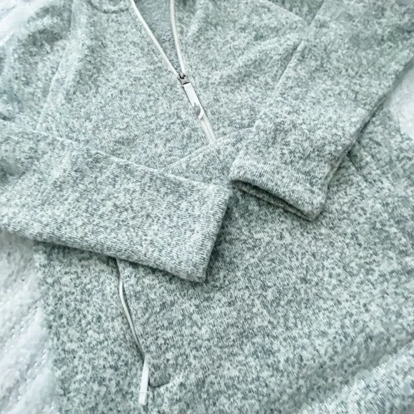 NWOT - Youth Girl’s The North Face Wool Zip Up Hoodie - Picture 2 of 3